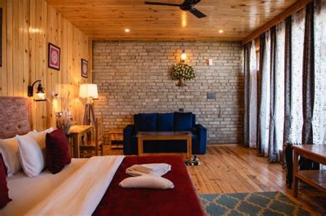 vatsyayana - a himalayan boutique resort|Kasar Himalaya Holiday Resort, Binsar Rd .